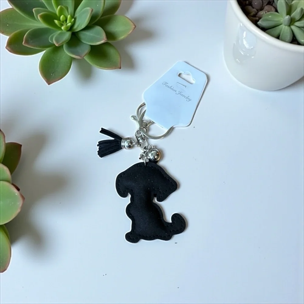 Fashion Jewelry Sparkling Black and Silver Rhinestone Dog Keychain